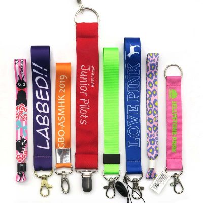 short lanyards